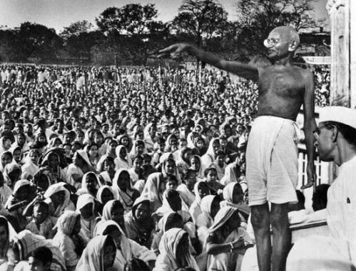 autobiography of mahatma gandhi. In 1947, Mahatma Gandhi had